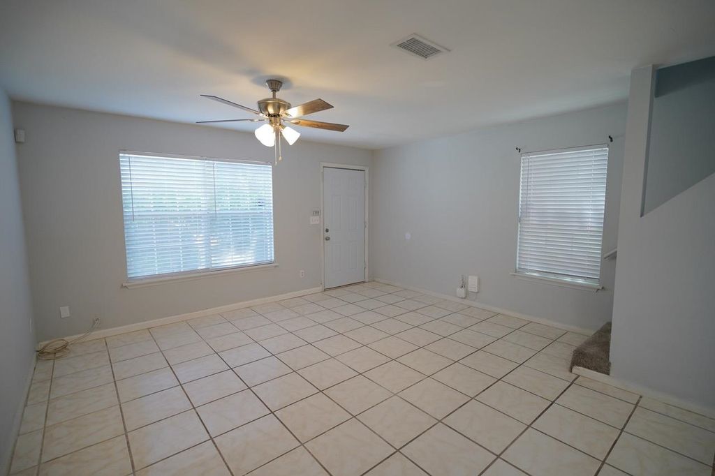 Photo of 2648 Tess Circle, Tallahassee, FL 32304 (MLS # 399581)