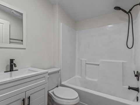 Tiny photo for 3 Rosewood Road, Crawfordville, FL 32327 (MLS # 399478)