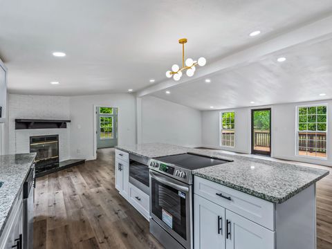 Tiny photo for 3 Rosewood Road, Crawfordville, FL 32327 (MLS # 399478)