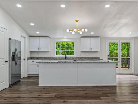 Tiny photo for 3 Rosewood Road, Crawfordville, FL 32327 (MLS # 399478)