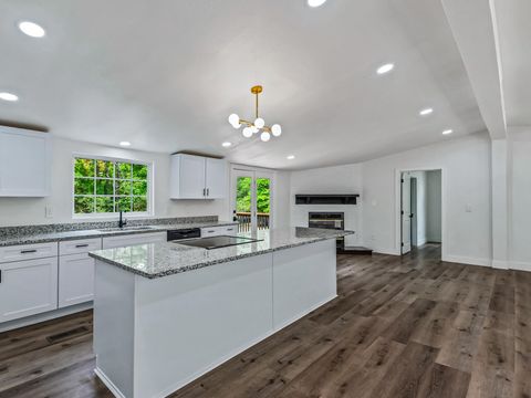 Tiny photo for 3 Rosewood Road, Crawfordville, FL 32327 (MLS # 399478)