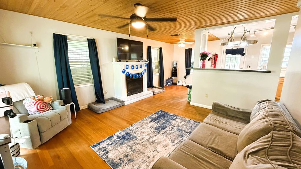 Photo of 1626 Mayhew Street, Tallahassee, FL 32304 (MLS # 400500)