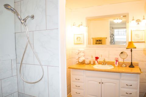 Tiny photo for 849 W Brevard Street, Tallahassee, FL 32304 (MLS # 400066)