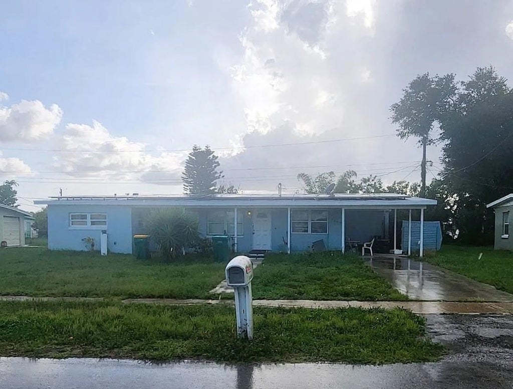 Photo of 3257 Crestwood Drive, Other Florida, FL 33952 (MLS # 401803)