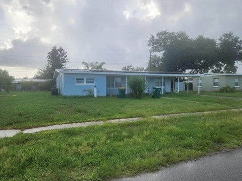 Tiny photo for 3257 Crestwood Drive, Other Florida, FL 33952 (MLS # 401803)