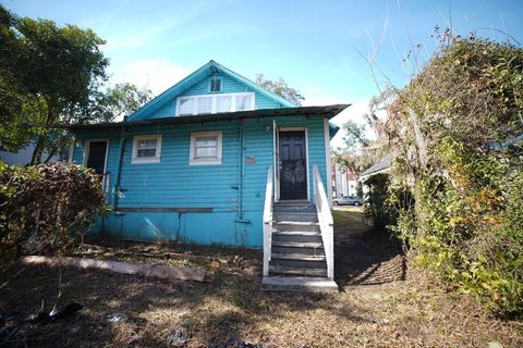 Tiny photo for 1511 Melvin Street, Tallahassee, FL 32301 (MLS # 399755)