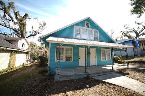 Photo of 1511 Melvin Street, Tallahassee, FL 32301 (MLS # 399755)