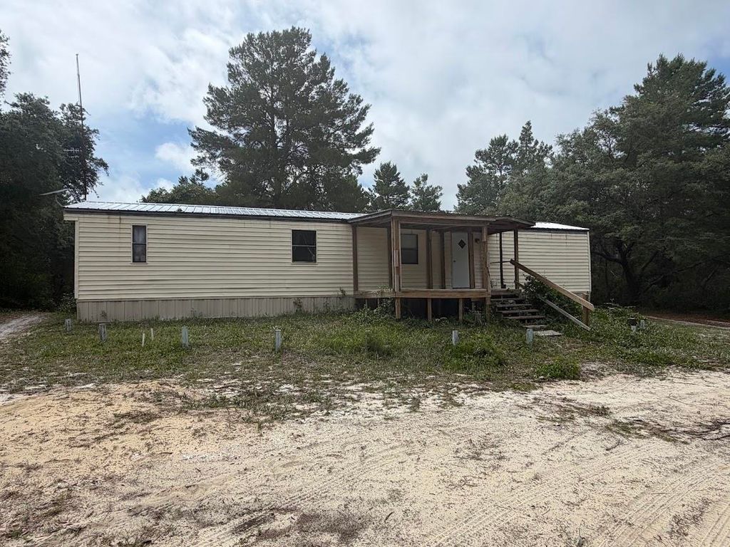 Photo of 2094 Lighthouse Road, Carrabelle, FL 32322 (MLS # 400216)