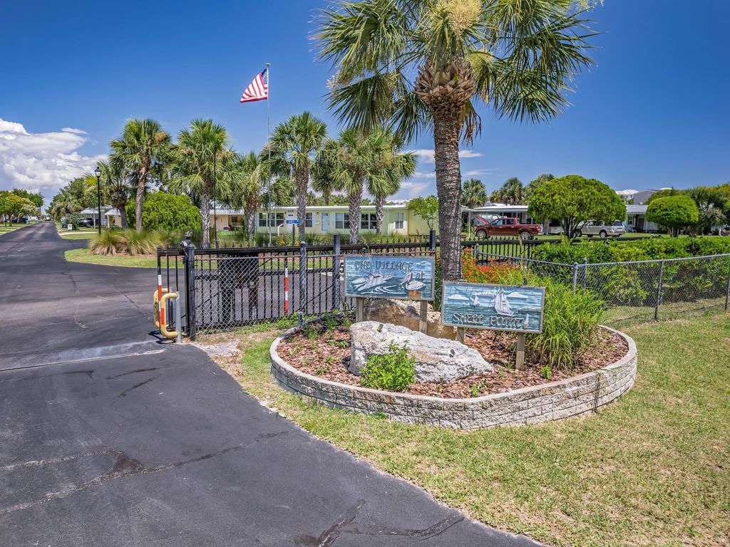 Photo of 55 Connie Drive, Crawfordville, FL 32327 (MLS # 399754)