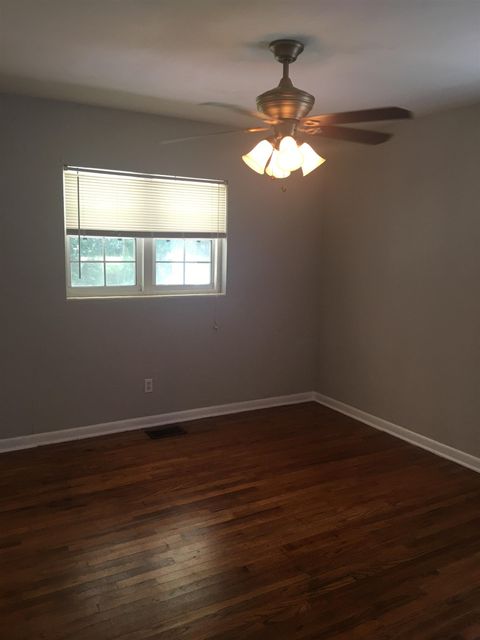 Tiny photo for 1402 Nylic Street #-, Tallahassee, FL 32304 (MLS # 399384)