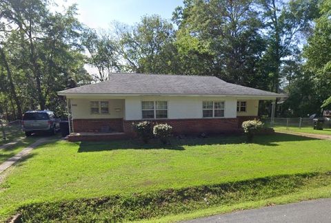 Photo of 1402 Nylic Street #-, Tallahassee, FL 32304 (MLS # 399384)