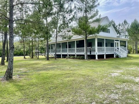 Photo of 88 Ariana Cove CV, Crawfordville, FL 32327 (MLS # 402076)