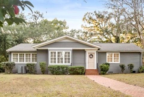 Photo of 2014 Golf Terrace Drive, Tallahassee, FL 32301 (MLS # 395333)