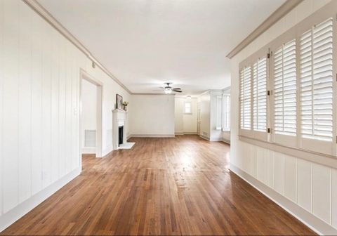 Tiny photo for 2014 Golf Terrace Drive, Tallahassee, FL 32301 (MLS # 395333)