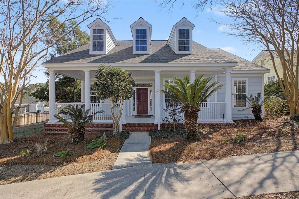 Photo of 2131 Drayton Drive, Tallahassee, FL 32311 (MLS # 395610)