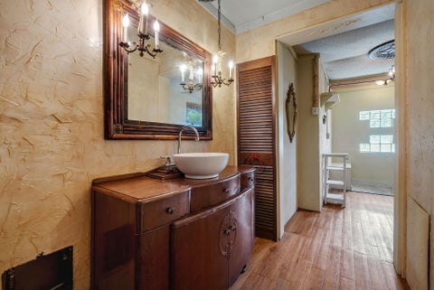 Tiny photo for 3780 HOUSTON Road, Tallahassee, FL 32304 (MLS # 400726)
