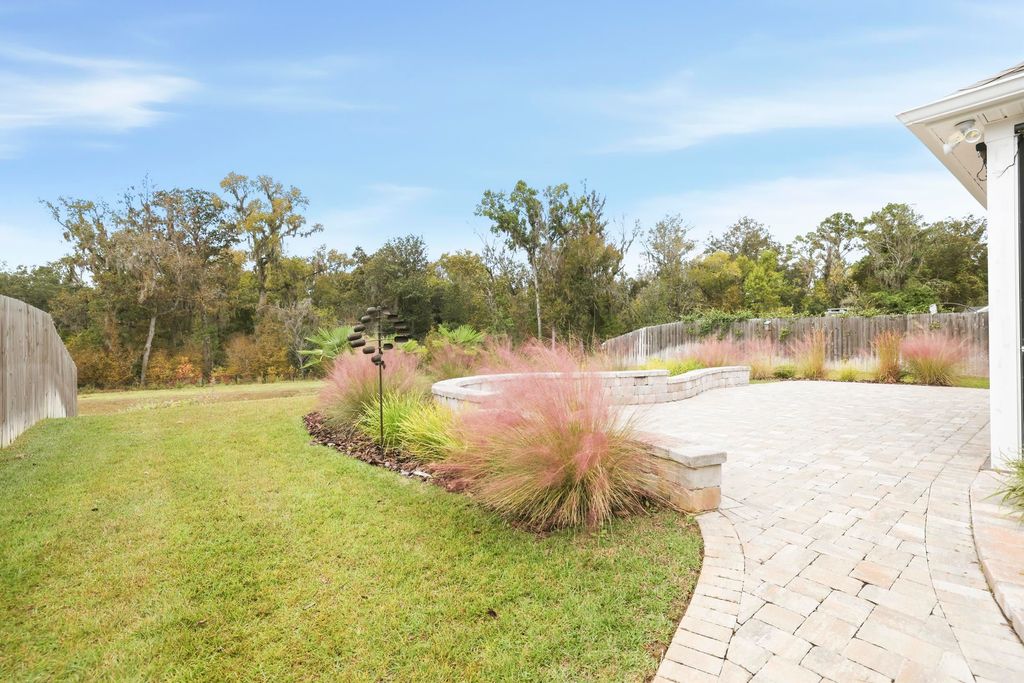 Photo of 5852 Village Ridge Way, Tallahassee, FL 32312 (MLS # 392747)