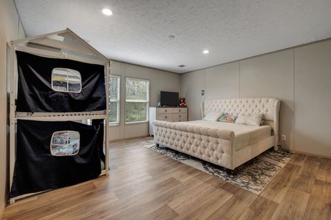 Tiny photo for 253 Friday Road, Quincy, FL 32352 (MLS # 397609)