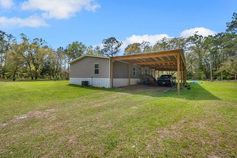 Tiny photo for 253 Friday Road, Quincy, FL 32352 (MLS # 397609)
