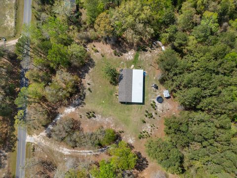 Tiny photo for 253 Friday Road, Quincy, FL 32352 (MLS # 397609)