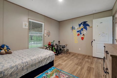 Tiny photo for 253 Friday Road, Quincy, FL 32352 (MLS # 397609)