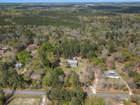 Tiny photo for 253 Friday Road, Quincy, FL 32352 (MLS # 397609)