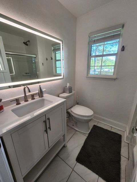 Tiny photo for 1730 W Tharpe Street, Leon, FL 32303 (MLS # 401317)