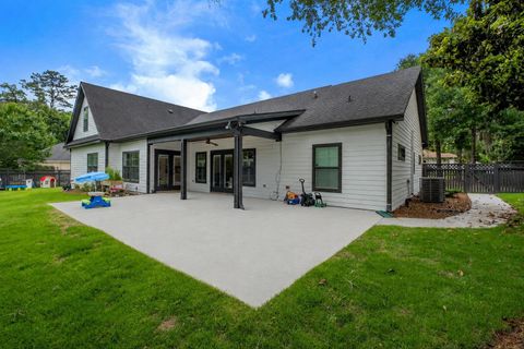 Tiny photo for 1133 Savannah Trace, Tallahassee, FL 32312 (MLS # 400105)