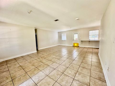 Tiny photo for 1105 Gray Avenue, Carrabelle, FL 32322 (MLS # 399225)