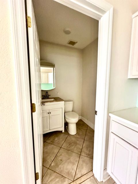Tiny photo for 1105 Gray Avenue, Carrabelle, FL 32322 (MLS # 399225)