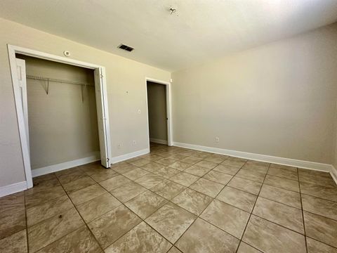 Tiny photo for 1105 Gray Avenue, Carrabelle, FL 32322 (MLS # 399225)