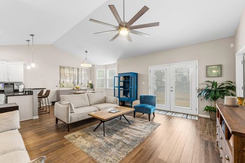 Tiny photo for 1113 Hays Street, Tallahassee, FL 32301 (MLS # 395638)