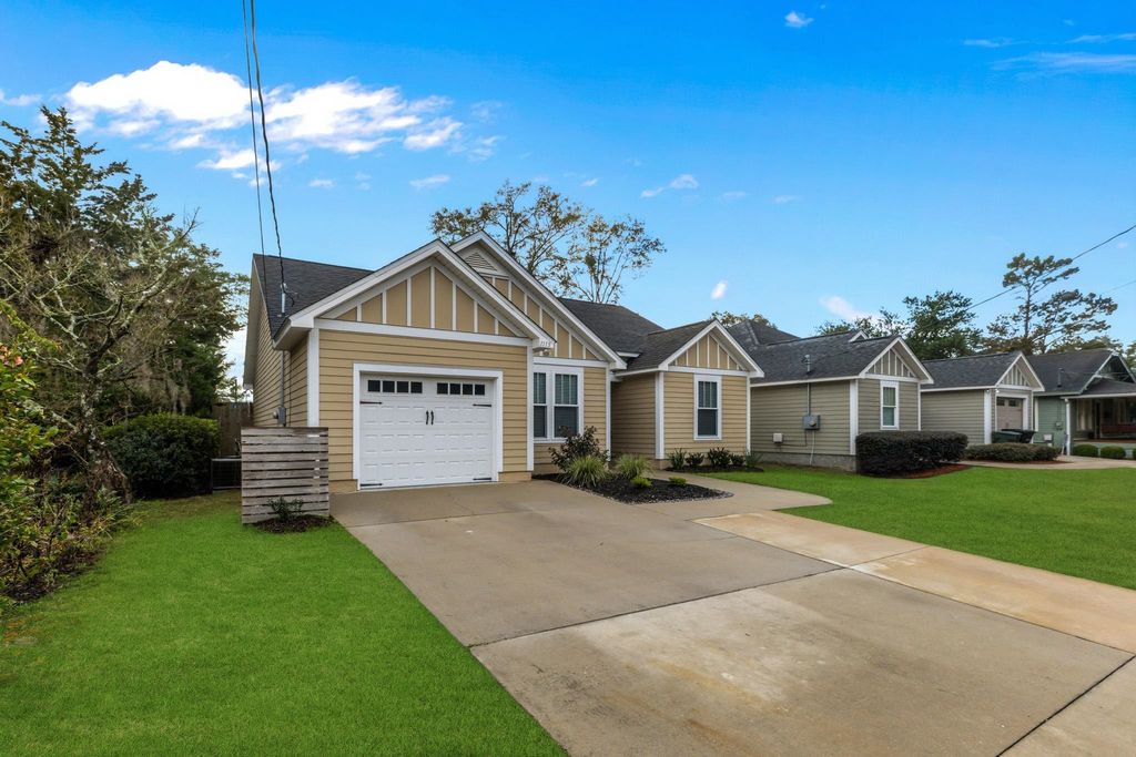 Photo of 1113 Hays Street, Tallahassee, FL 32301 (MLS # 395638)