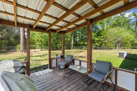 Tiny photo for 16088 SE Johnson Street, Blountstown, FL 32424 (MLS # 398156)