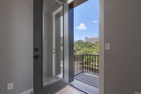 Tiny photo for 275 S Franklin Boulevard #6, Tallahassee, FL 32301 (MLS # 399639)