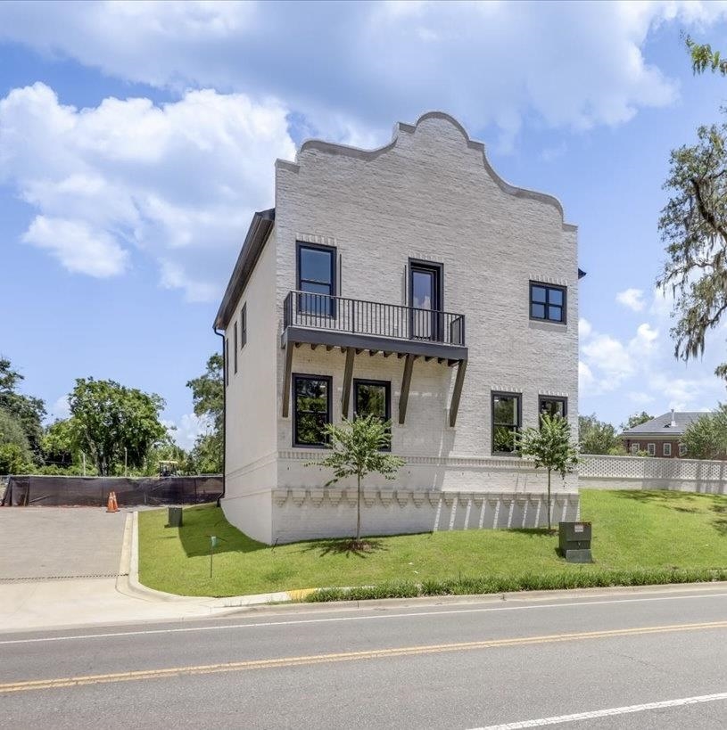 Photo 1 of 53 — 275 S Franklin Boulevard 6, Tallahassee, FL 32301