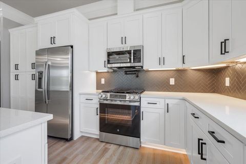 Tiny photo for 275 S Franklin Boulevard #6, Tallahassee, FL 32301 (MLS # 399639)