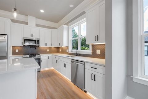 Tiny photo for 275 S Franklin Boulevard #6, Tallahassee, FL 32301 (MLS # 399639)