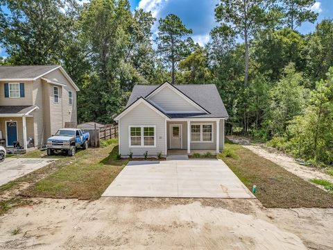 A home in Crawfordville