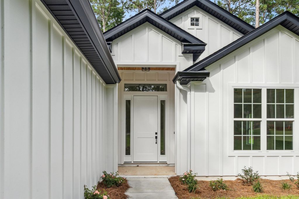 Photo of 8398 Chickasaw Trail, Tallahassee, FL 32312 (MLS # 391246)