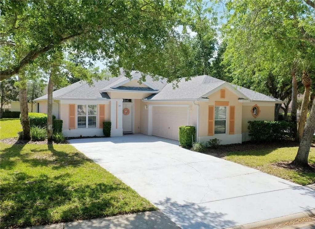 Photo of 25 Pine Harbor Drive, Other Florida, FL 32137 (MLS # 403063)