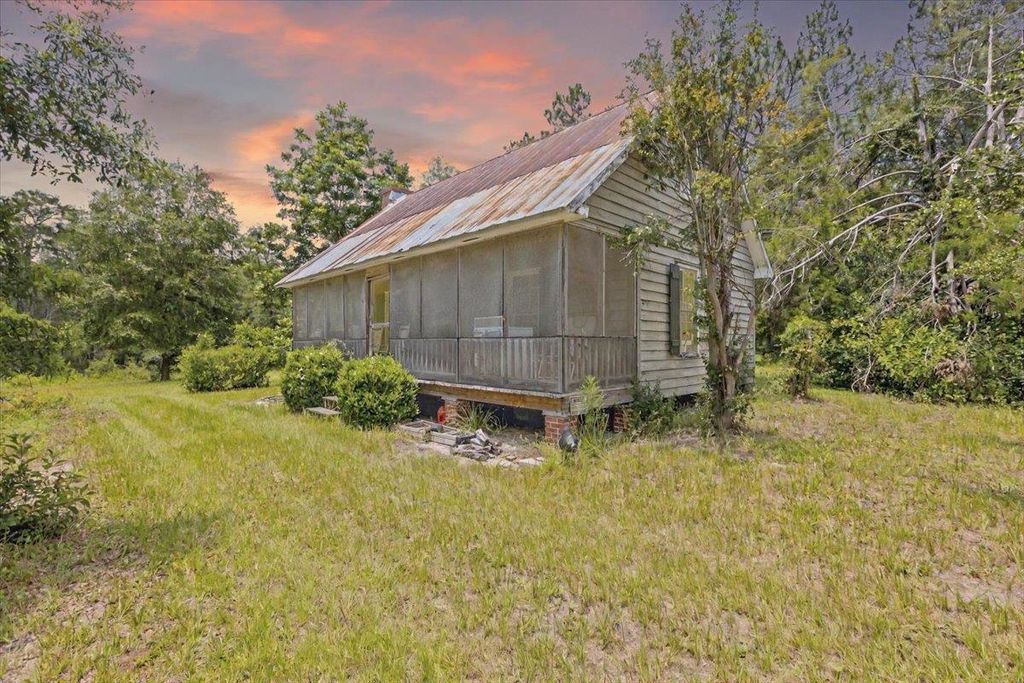 Photo of 837 NE Raspberry Way, Pinetta, FL 32350 (MLS # 388183)