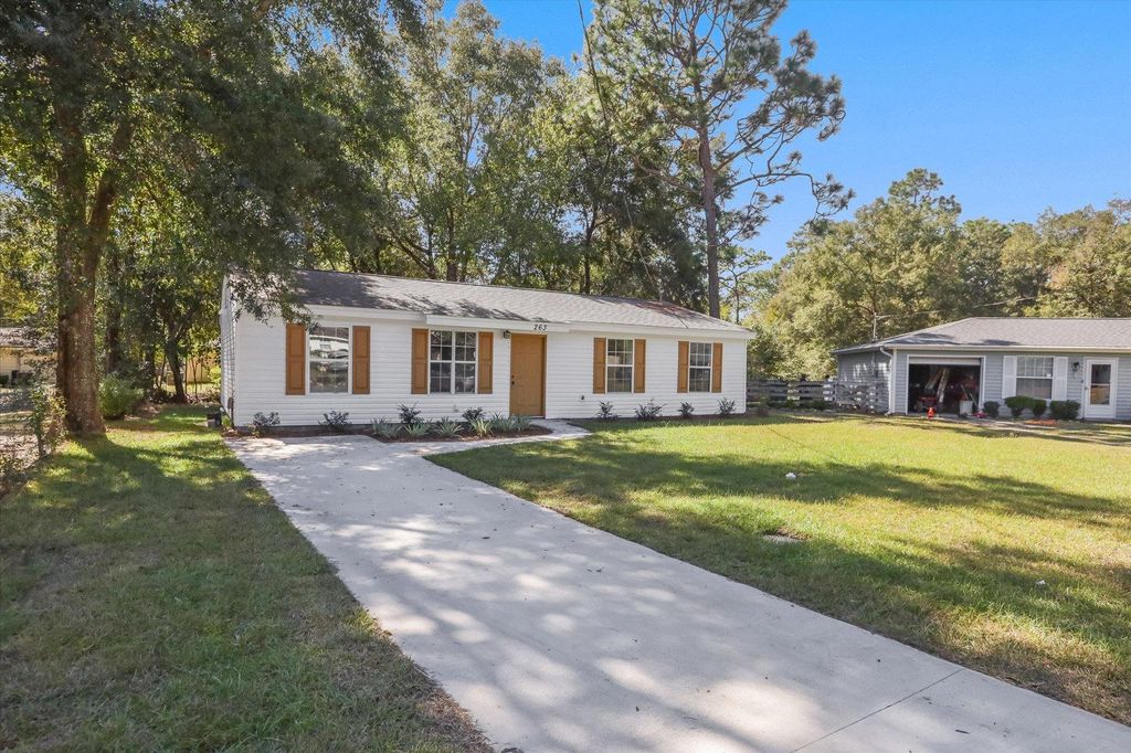 Photo of 263 White Oak Drive, Tallahassee, FL 32305 (MLS # 392494)