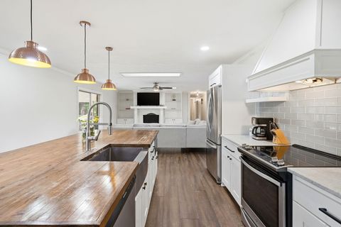 Tiny photo for 2808 N SHAMROCK, Tallahassee, FL 32309 (MLS # 397624)