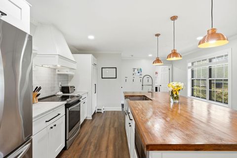 Tiny photo for 2808 N SHAMROCK, Tallahassee, FL 32309 (MLS # 397624)