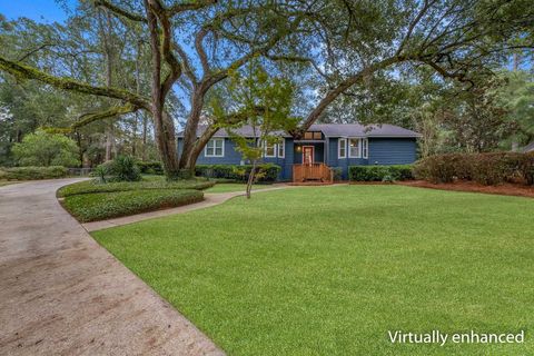 Tiny photo for 3900 ROYAL OAKS Court, Tallahassee, FL 32309 (MLS # 393898)