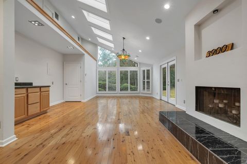 Tiny photo for 3900 ROYAL OAKS Court, Tallahassee, FL 32309 (MLS # 393898)