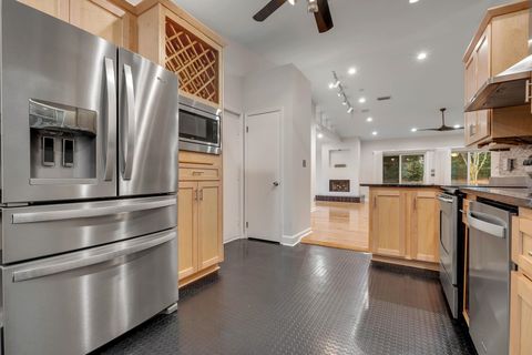 Tiny photo for 3900 ROYAL OAKS Court, Tallahassee, FL 32309 (MLS # 393898)