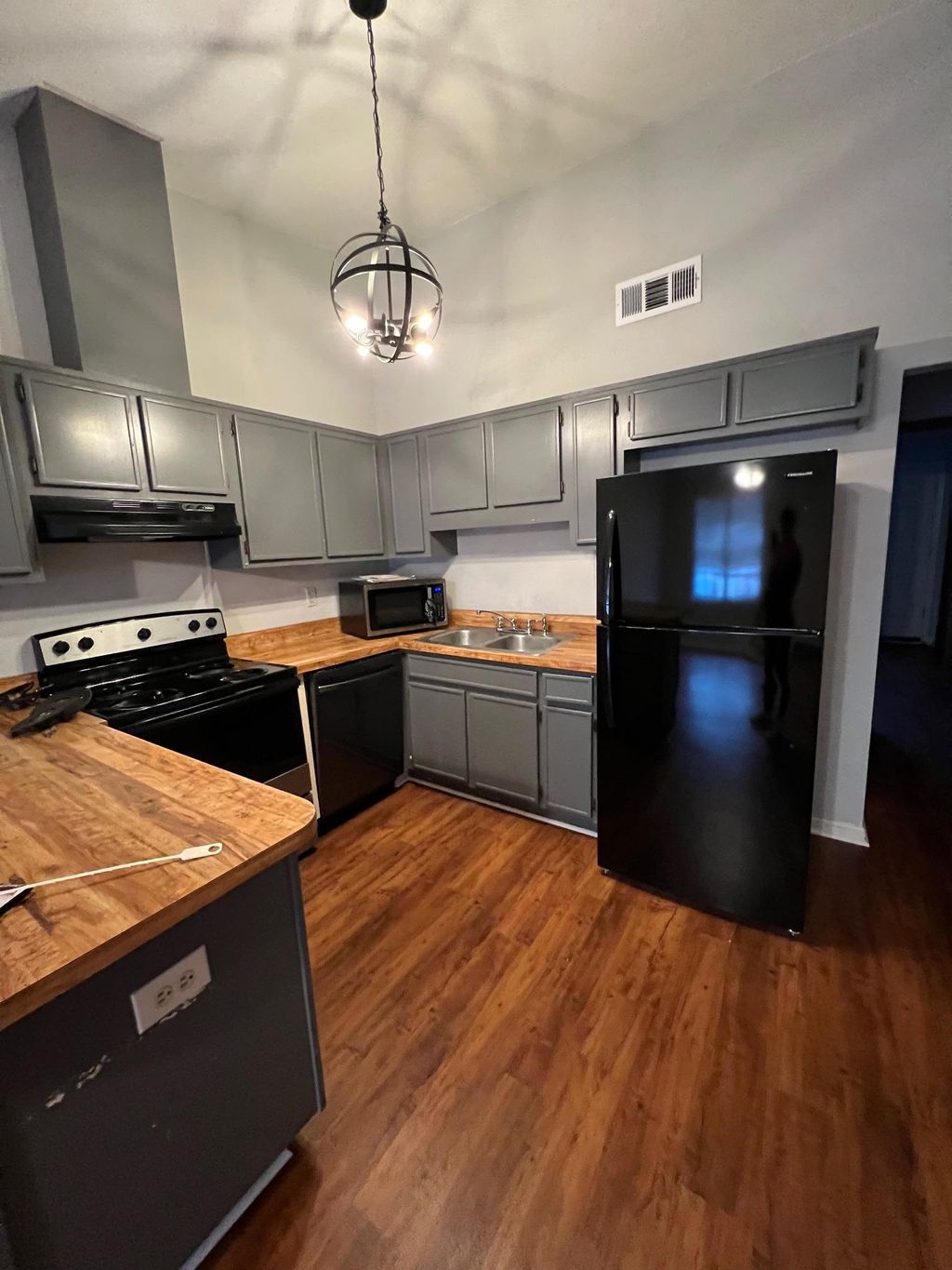 Photo of 218 White Drive #D, Tallahassee, FL 32304 (MLS # 391961)