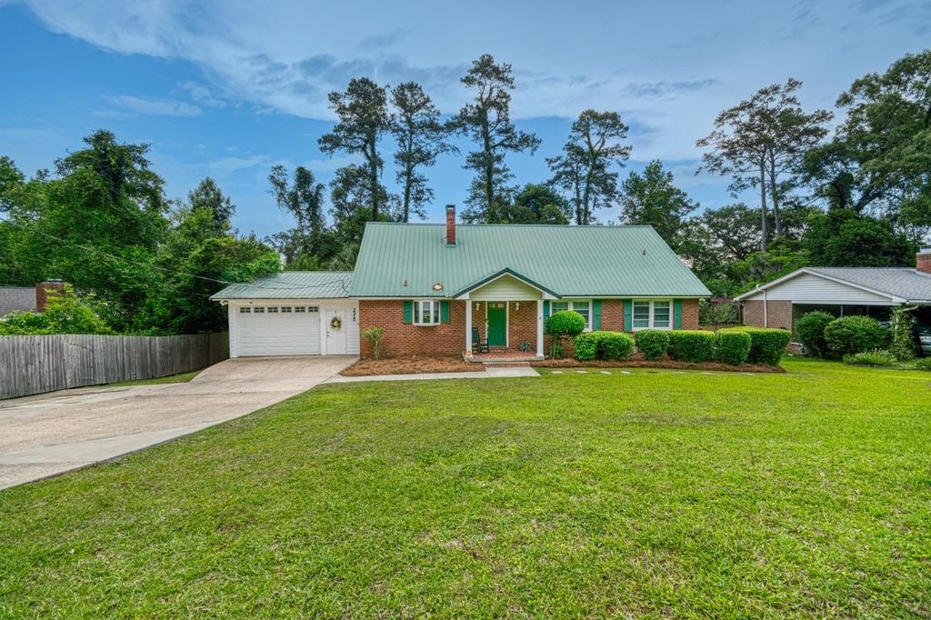 Photo of 2310 Don Andres Avenue, Tallahassee, FL 32304 (MLS # 385981)